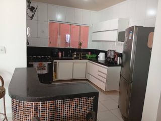 Casa Duplex com 10 Quartos a 140m do Mar em Ipioca – Mobiliada e com Piscina