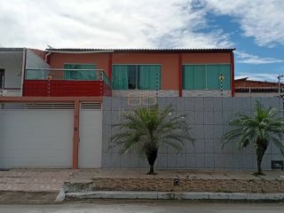 Casa Duplex com 10 Quartos a 140m do Mar em Ipioca – Mobiliada e com Piscina