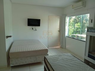 Casa Duplex com 10 Quartos a 140m do Mar em Ipioca – Mobiliada e com Piscina