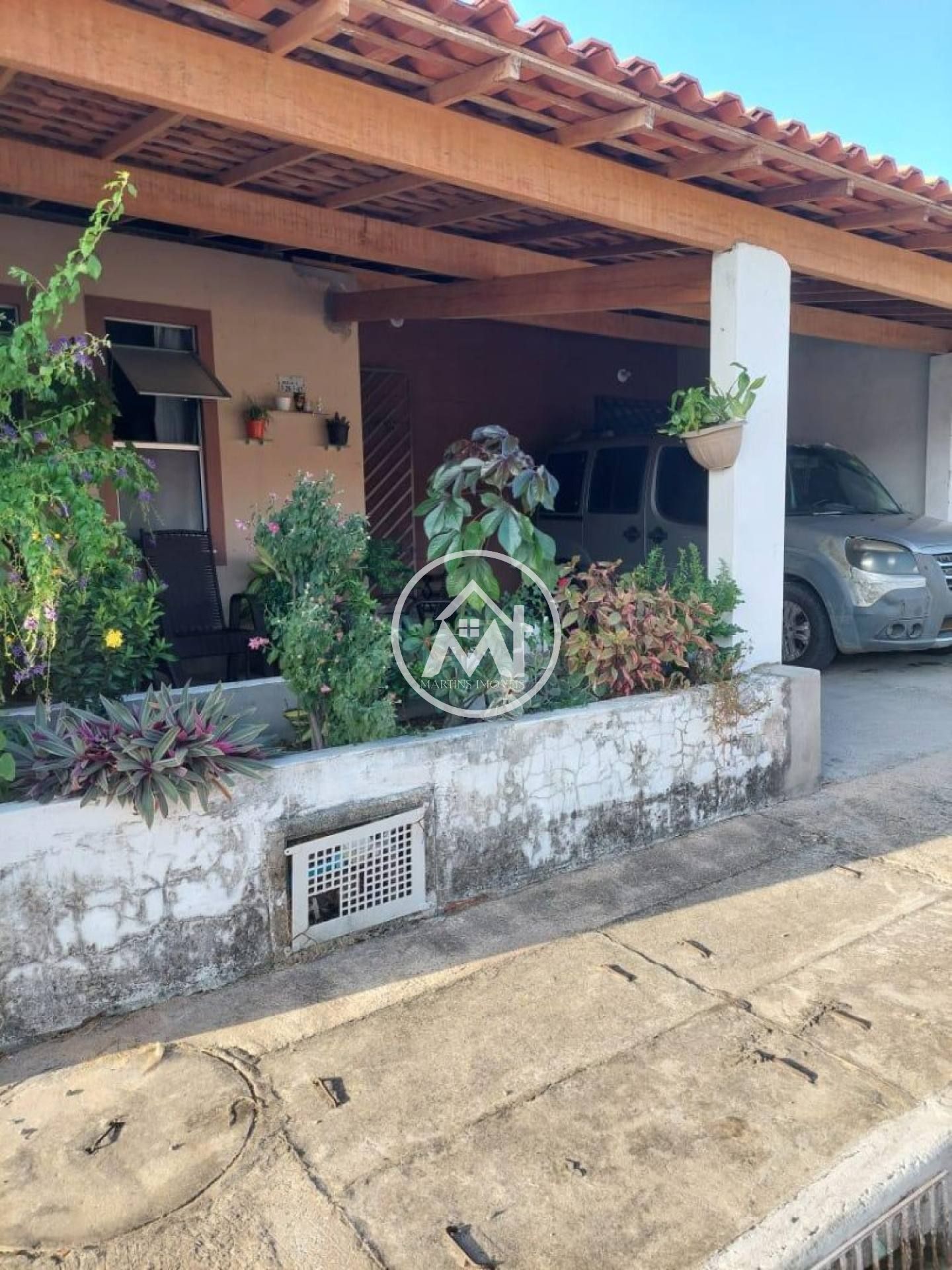 PASSO CASA NO COND VILLAGE DOS PASSAROS 3