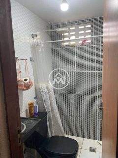 VENDO APARTAMENTO NO TURU NO CONDOMINIO COLINAS NO TERREO