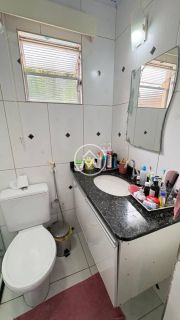 VENDO CASA EM CONDOMINIO FECHADO COM PISCINA E SUITE NA ESTRADA DE RIBAMAR