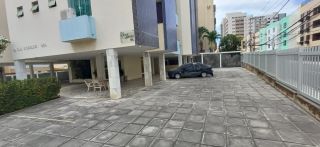 Apartamento no bairro Costa Azul