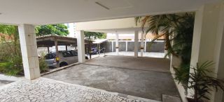 Apartamento no bairro Costa Azul