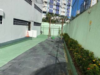 Apartamento no bairro PITUBA