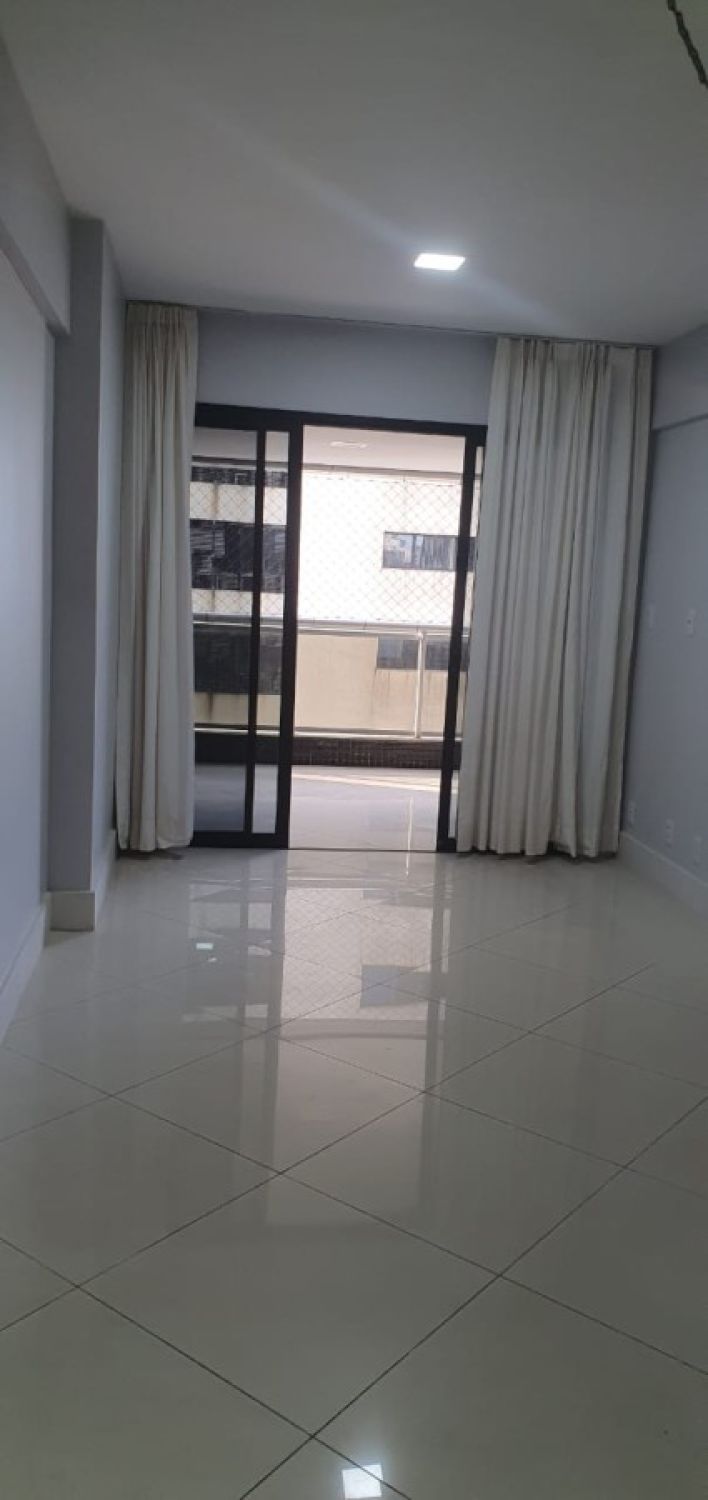 Apartamento no bairro CAMINHO DAS ÁRVORES 