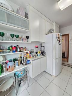 Apartamento Para Vender com 3 quartos 1 suítes no bairro PITUBA em Salvador