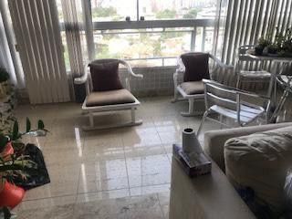 Apartamento no bairro ITAIGARA
