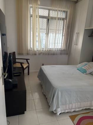 Apartamento Para Vender com 2 quartos 1 suítes no bairro Costa Azul em Salvador