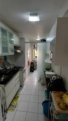 Apartamento Para Vender com 3 quartos 1 suítes no bairro IMBUÍ em Salvador