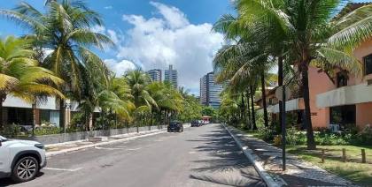 Casa Para Vender com 3 quartos 1 suítes no bairro Patamares em Salvador