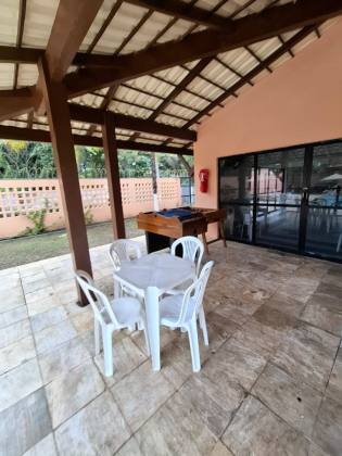 Casa Para Vender com 3 quartos 1 suítes no bairro Patamares em Salvador
