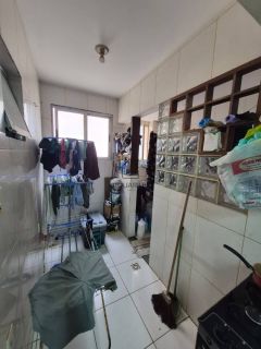 Apartamento Para Vender com 3 quartos 1 suítes no bairro Costa Azul em Salvador