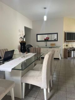 Casa de Condomínio Para Vender com 4 quartos 4 suítes no bairro Guarajuba em Camaçari