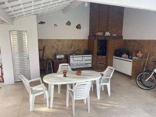 Casa de Condomínio Para Vender com 4 quartos 4 suítes no bairro Guarajuba em Camaçari