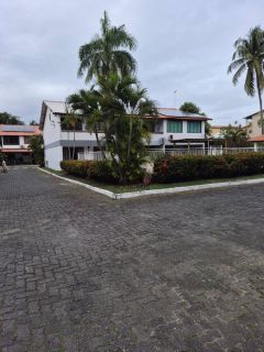 Casa de Condomínio Para Vender com 3 quartos 1 suítes no bairro Stella Maris em Salvador
