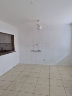 Casa de Condomínio Para Vender com 3 quartos 1 suítes no bairro Stella Maris em Salvador