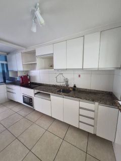 Casa de Condomínio Para Vender com 3 quartos 1 suítes no bairro Stella Maris em Salvador