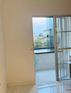 Apartamento Para Vender com 2 quartos 1 suítes no bairro Itapuã em Salvador
