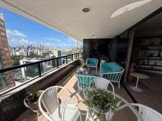 Apartamento Para Vender com 4 quartos 2 suítes no bairro Pituba em Salvador