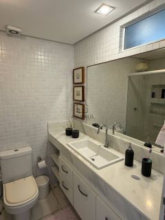 Apartamento Para Vender com 4 quartos 2 suítes no bairro Pituba em Salvador
