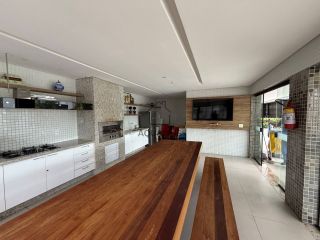 Apartamento Para Vender com 4 quartos 2 suítes no bairro Pituba em Salvador