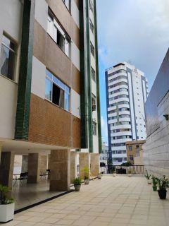 Apartamento Para Vender com 3 quartos 1 suítes no bairro Graça em Salvador