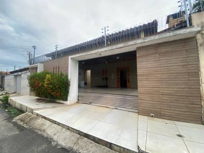Casa no Bairro Mocambinho 3
