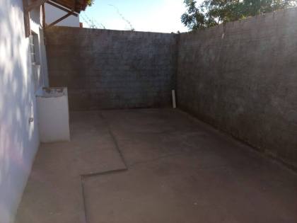ALUGUEL: Casa em Timon