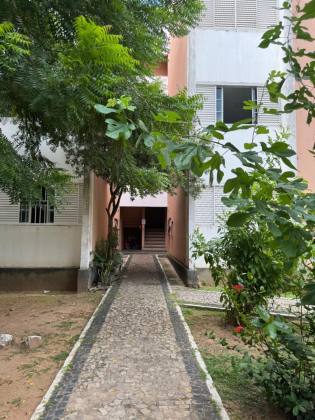 ALUGUEL: Apartamento no Cristo Rei