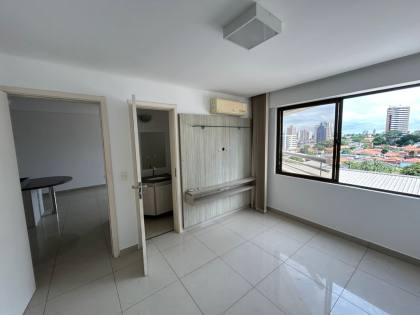 Apartamento no Jóquei