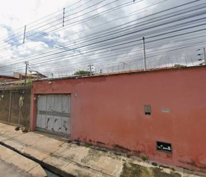 Casa à venda no Conjunto Vila Maria, Porto do Centro
