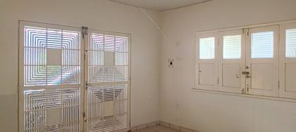 Casa à venda no Centro de Teresina – Próxima à Avenida Miguel Rosa