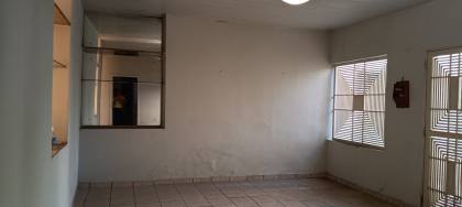 Casa à venda no Centro de Teresina – Próxima à Avenida Miguel Rosa