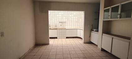 Casa à venda no Centro de Teresina – Próxima à Avenida Miguel Rosa