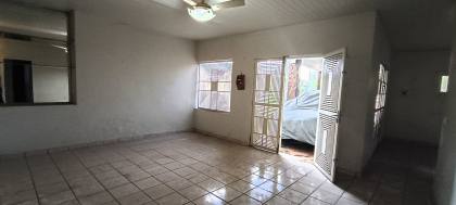 Casa à venda no Centro de Teresina – Próxima à Avenida Miguel Rosa