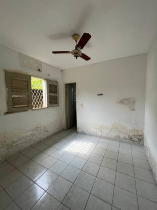 Casa à Venda no Monte Castelo, Próxima ao Centro Administrativo