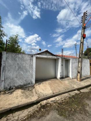 Casa à Venda no Monte Castelo, Próxima ao Centro Administrativo