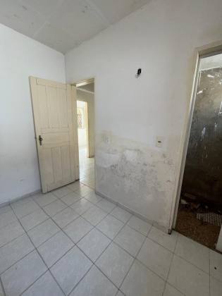 Casa à Venda no Monte Castelo, Próxima ao Centro Administrativo