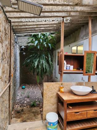 Casa à Venda na Piçarreira, Teresina – 9 Quartos, 3 Suítes e 1.300 m² de Área Total