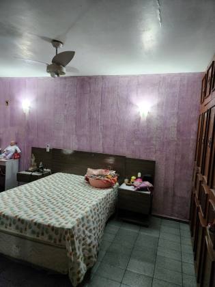 Casa à Venda na Piçarreira, Teresina – 9 Quartos, 3 Suítes e 1.300 m² de Área Total
