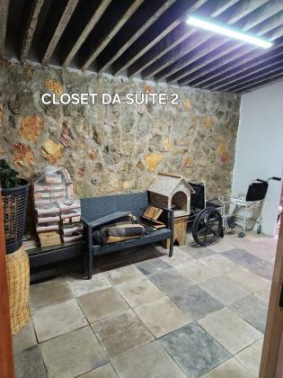 Casa à Venda na Piçarreira, Teresina – 9 Quartos, 3 Suítes e 1.300 m² de Área Total