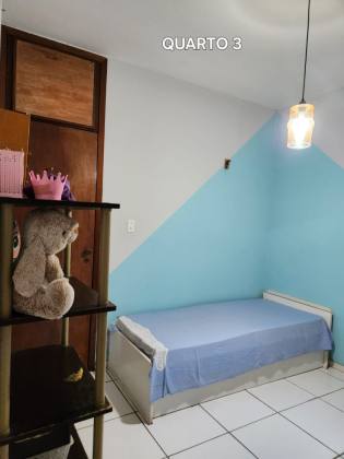 Casa à Venda na Piçarreira, Teresina – 9 Quartos, 3 Suítes e 1.300 m² de Área Total