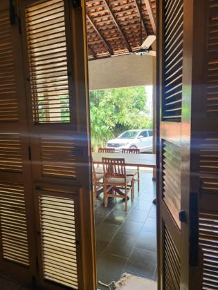 Casa à Venda na Piçarreira, Teresina – 9 Quartos, 3 Suítes e 1.300 m² de Área Total