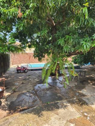Casa à Venda na Piçarreira, Teresina – 9 Quartos, 3 Suítes e 1.300 m² de Área Total