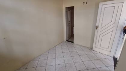 Casa duplex á Venda - próxima à Câmara dos Vereadores
