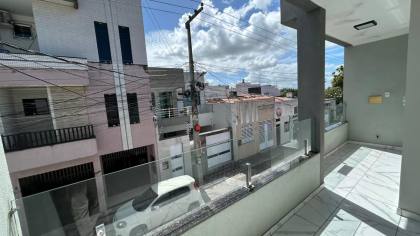 Imóvel mobiliado com piscina no CENTRO de Itabaiana, para residência e/ou comércio, 15 vagas de garagem