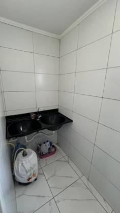 Imóvel mobiliado com piscina no CENTRO de Itabaiana, para residência e/ou comércio, 15 vagas de garagem