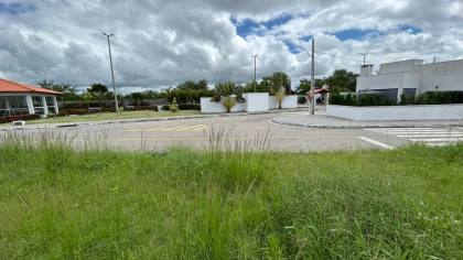 Lote de frente pra piscina no condomínio Portal do Lago, em Itabaiana