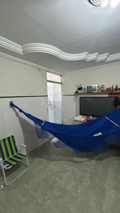 Casa no Centro de Itabaiana com 4 quartos 1 suíte 3 banheiros, e fácil acesso ao comércio.